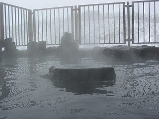 ナステビュウ湯の山の露天風呂